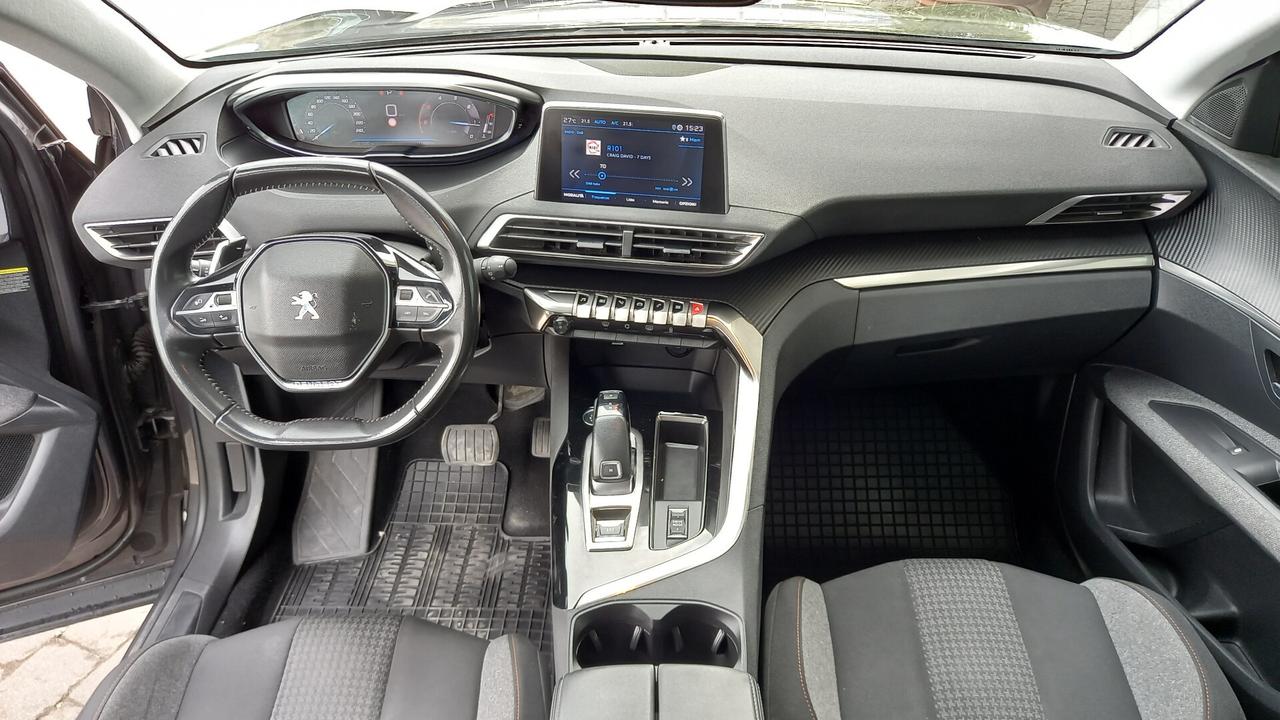 Peugeot 3008 BlueHDi 130 S&S EAT8 Active Pack N1 AUTOCARRO 5 POSTI