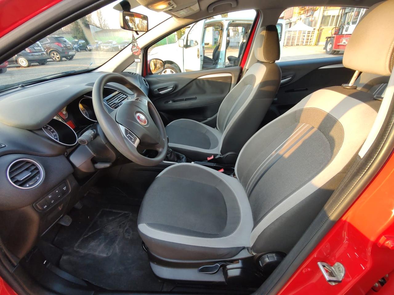 Fiat Punto 1.2 8V 5 porte Easy, EURO 5B, LEGGERMENTE GRANDINATA, OK NEOPATENTATI, GARANZIA L.12 MESI