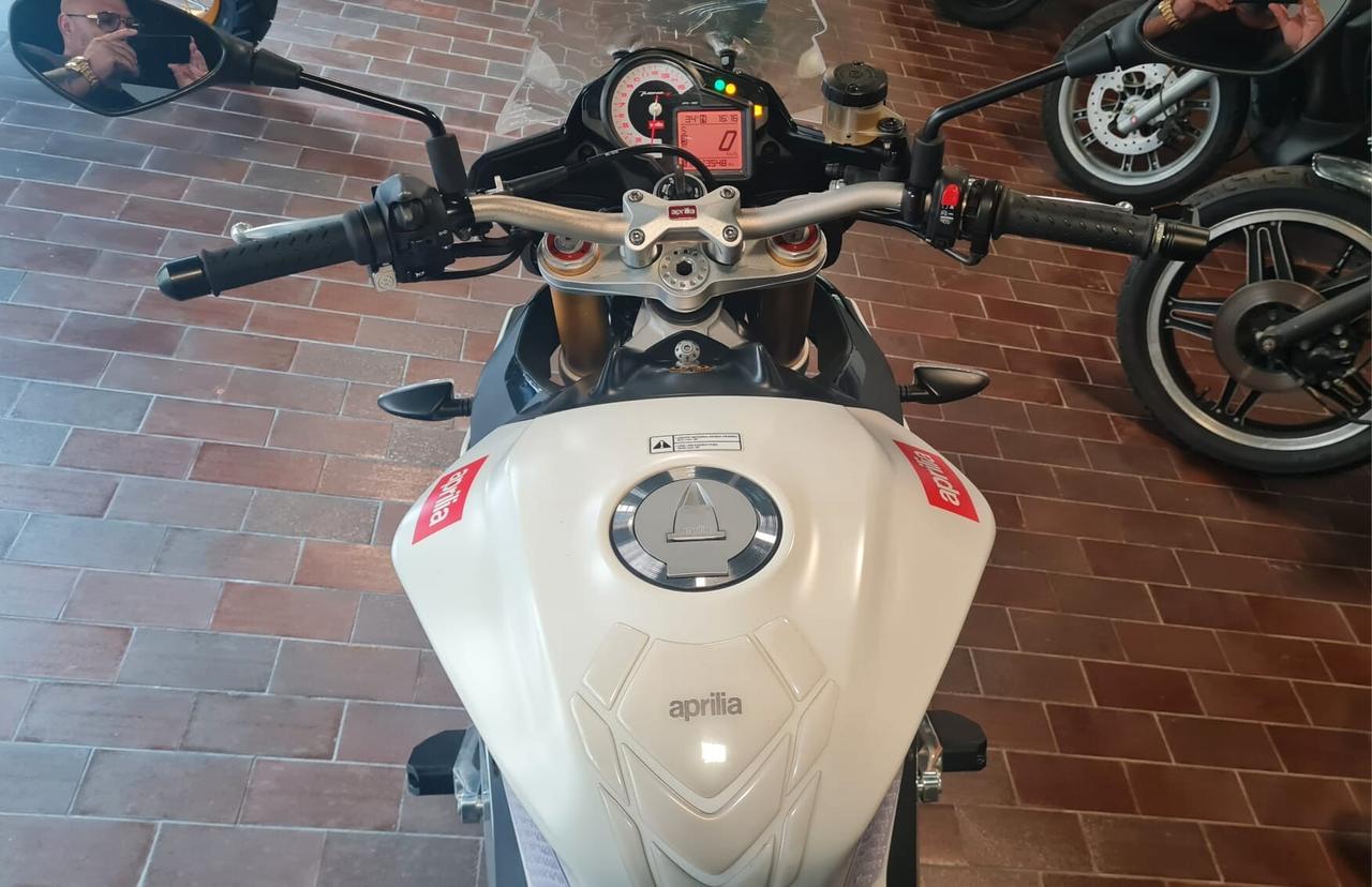 Aprilia Tuono 1000 R