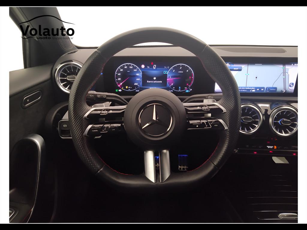 Mercedes-Benz Classe A - W177 2018 - A 180 d Premium auto