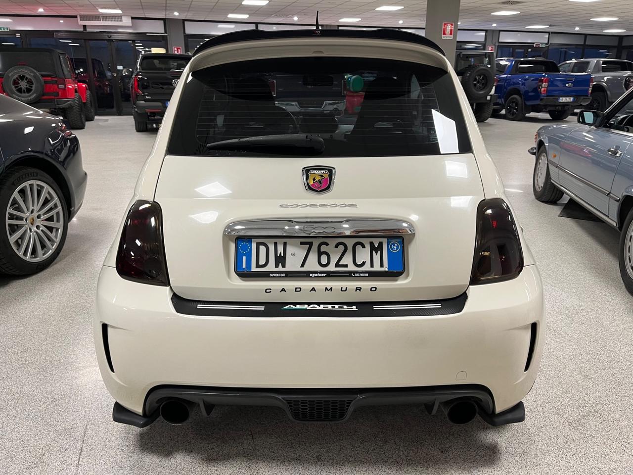 Abarth 500 1.4 Turbo T-Jet 275cv ESSEESSE