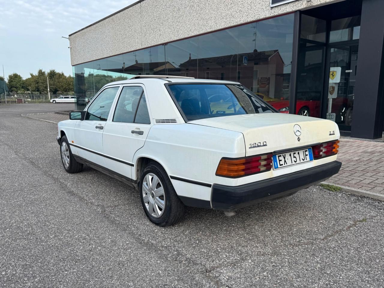 Mercedes 190D 2.5 asi
