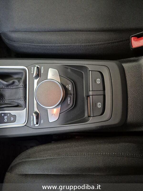 Audi Q2 I 2021 30 2.0 tdi Business s-tronic