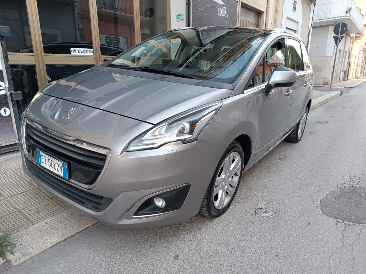 Peugeot 5008 1.6 HDi 115CV ALLURE 7 POSTI TETTO NAVI CAMERA