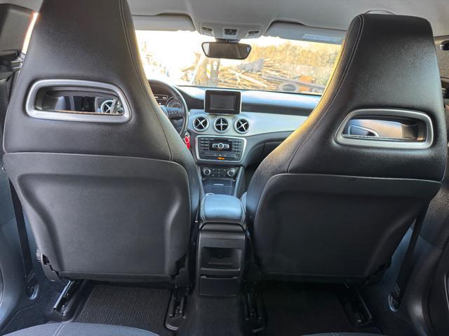 MERCEDES-BENZ GLA 200 CDI Automatic Premium