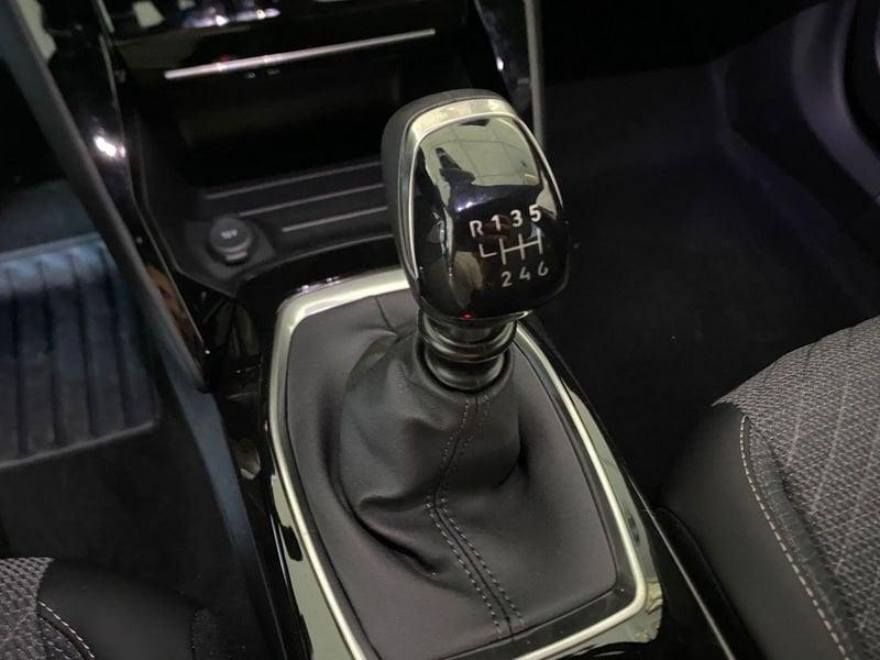 Peugeot 2008 2008 PureTech 100 S&S Allure