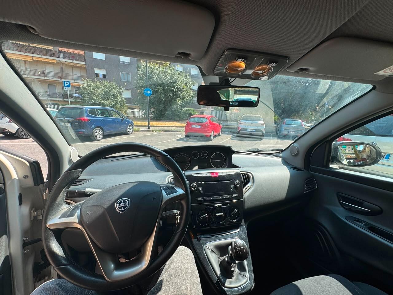 Lancia Ypsilon 1.2 69 CV 5 porte Elle