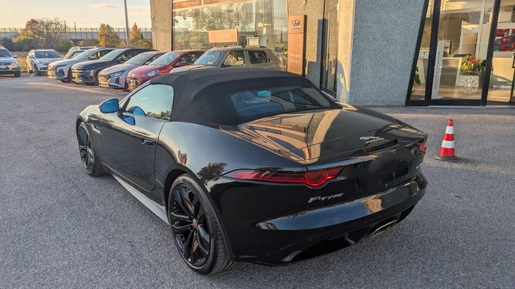 JAGUAR F-Type (X152) F-Type 2.0 aut. Conv...