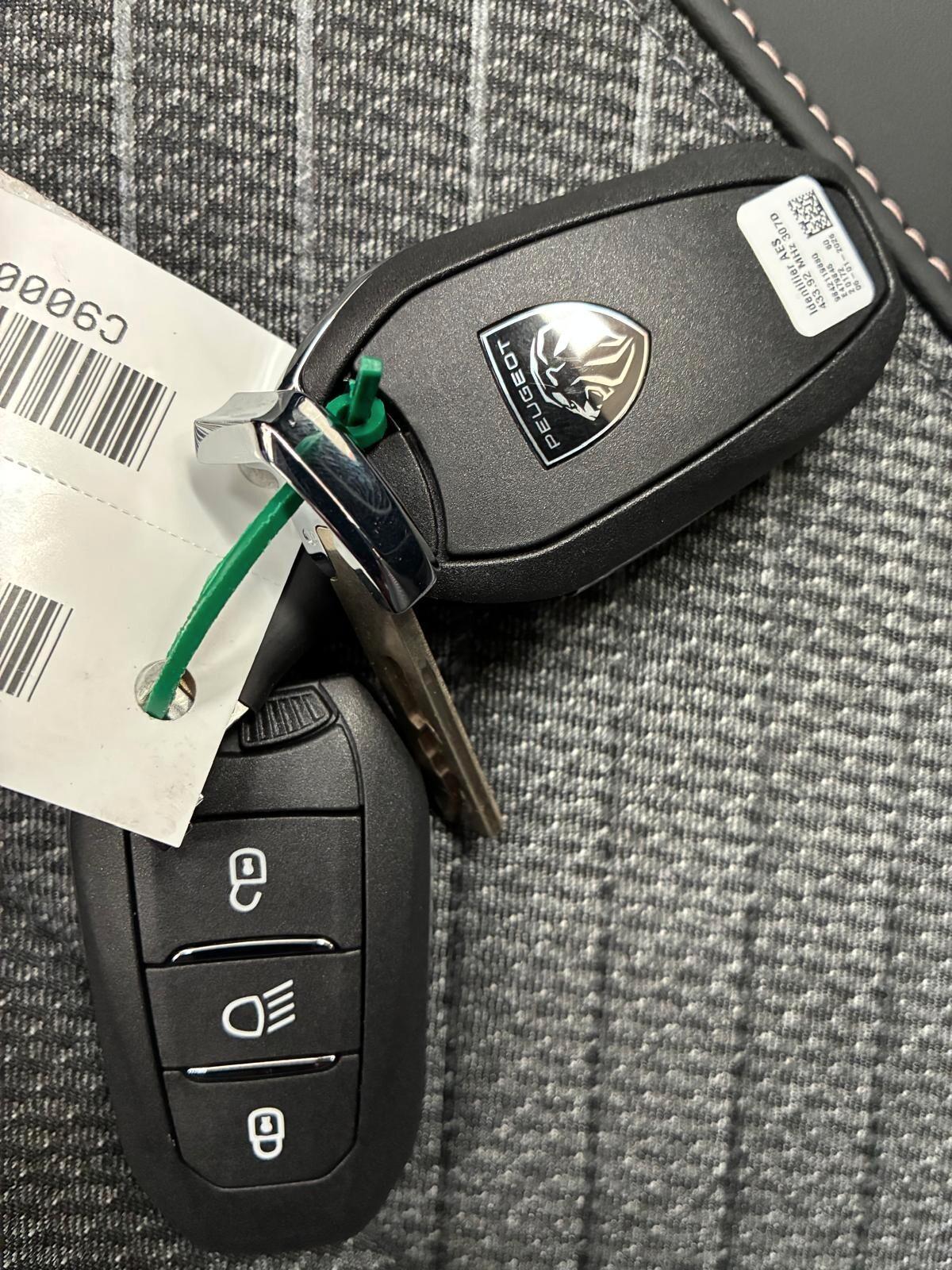 Peugeot 208 Hybrid 145 e-DCS6 Allure