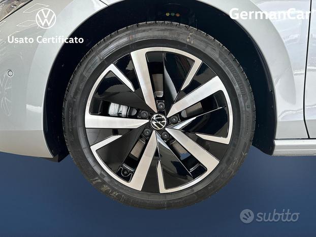 Volkswagen Passat 1.5 tsi ehybrid business 204cv d
