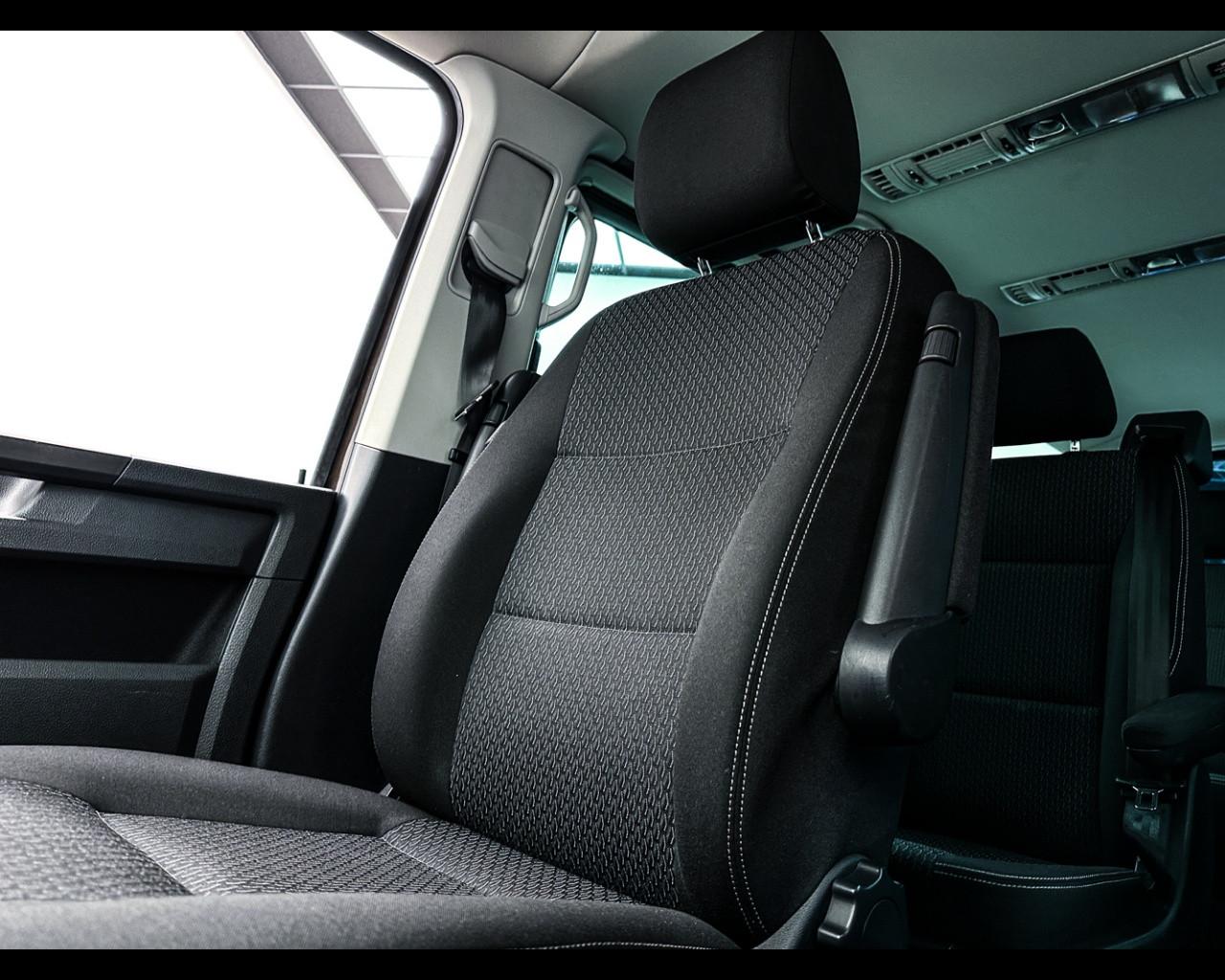 VOLKSWAGEN Multivan 6ª '15-'24 - Multivan 2.0 TDI 150CV 4Motion Comfort