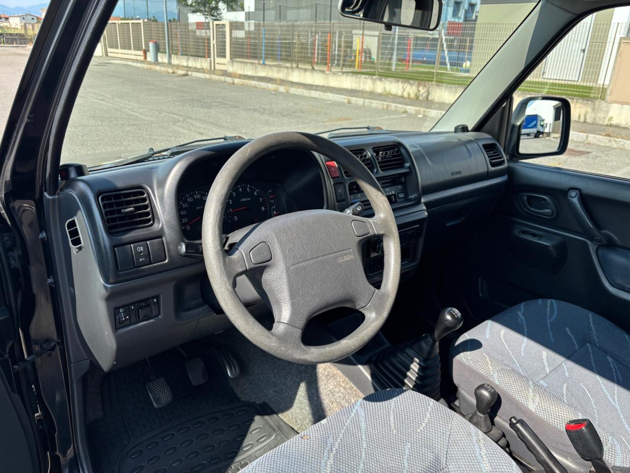 Suzuki Jimny 1.3i 16V cat 4WD JLX