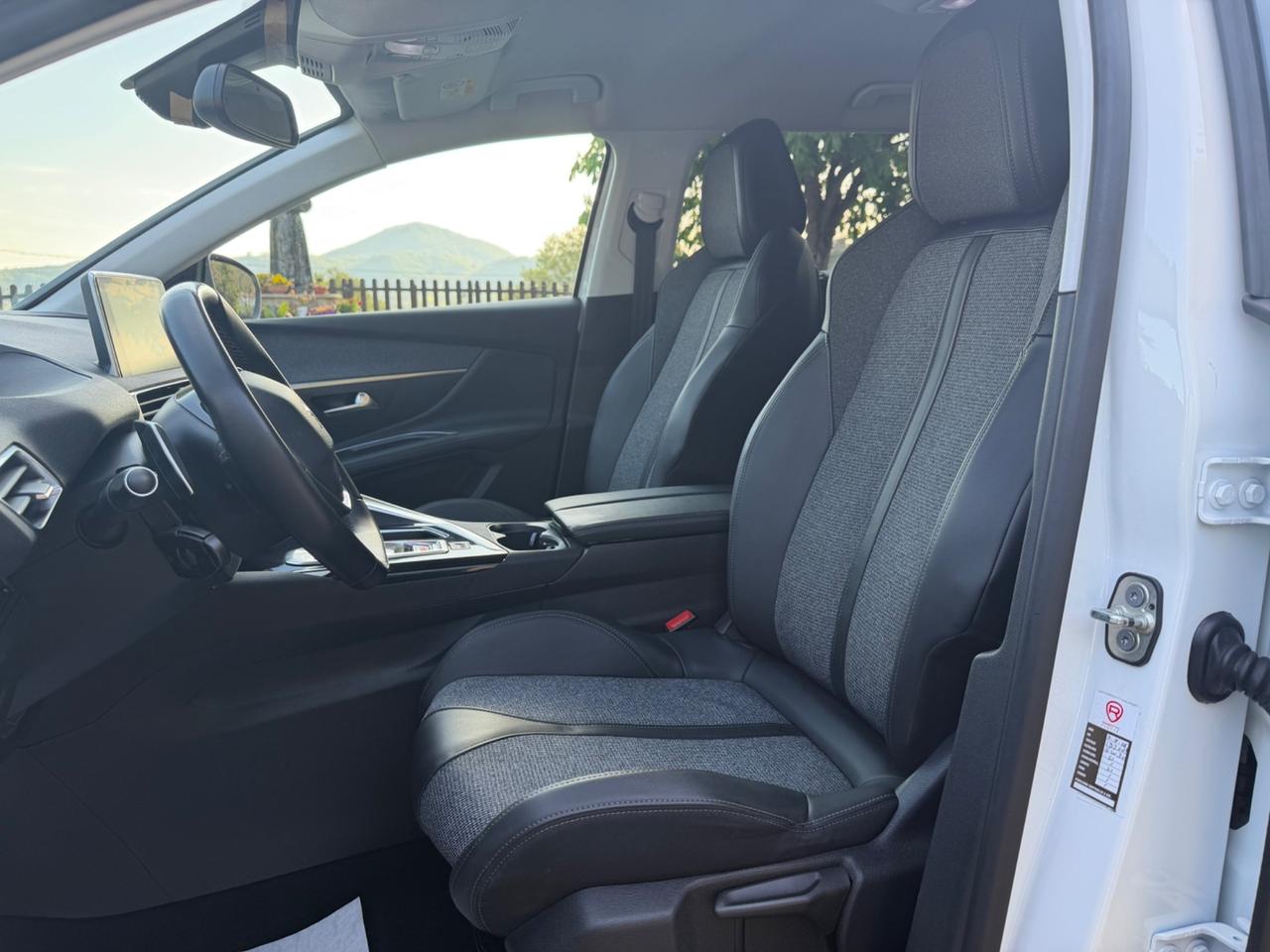 Peugeot 5008 BlueHDi 130 S&S EAT8 Allure 7p