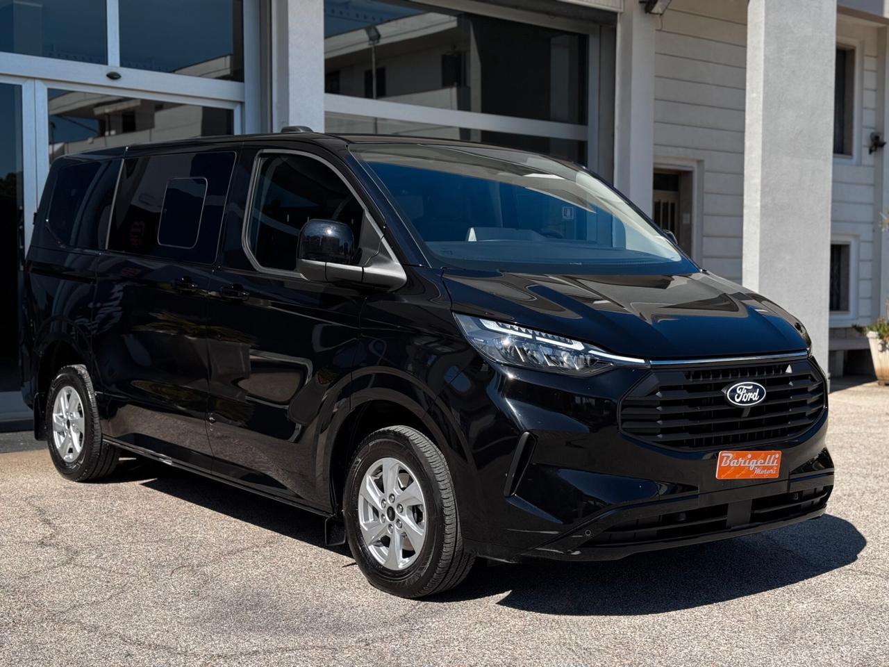 Ford Transit Custom 320 2.0 EcoBlue 136CV PC Combi Titanium