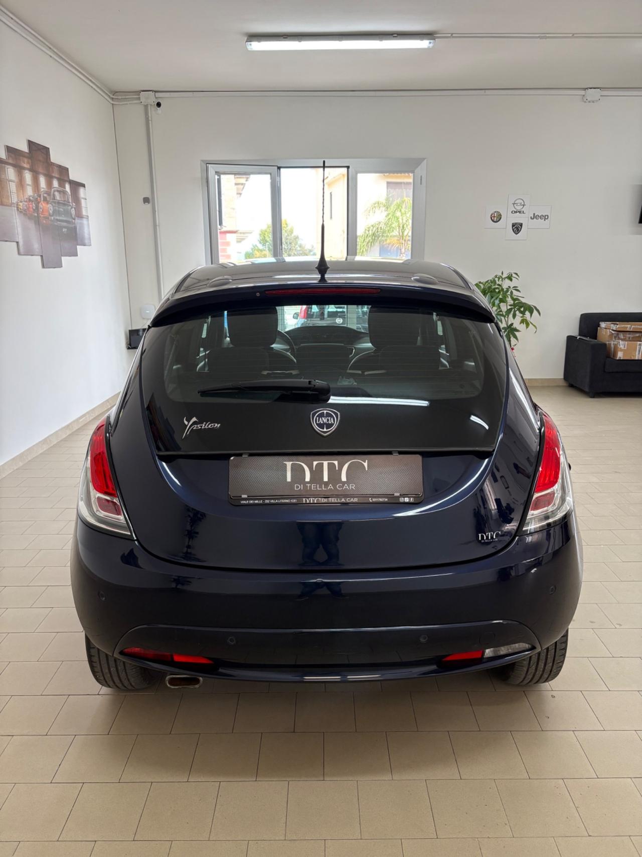 Lancia Ypsilon 1.2 69 CV Silver