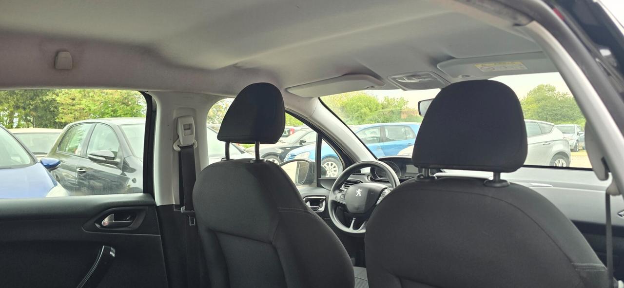Peugeot 208 1.4 HDi 68 CV 5 porte Access