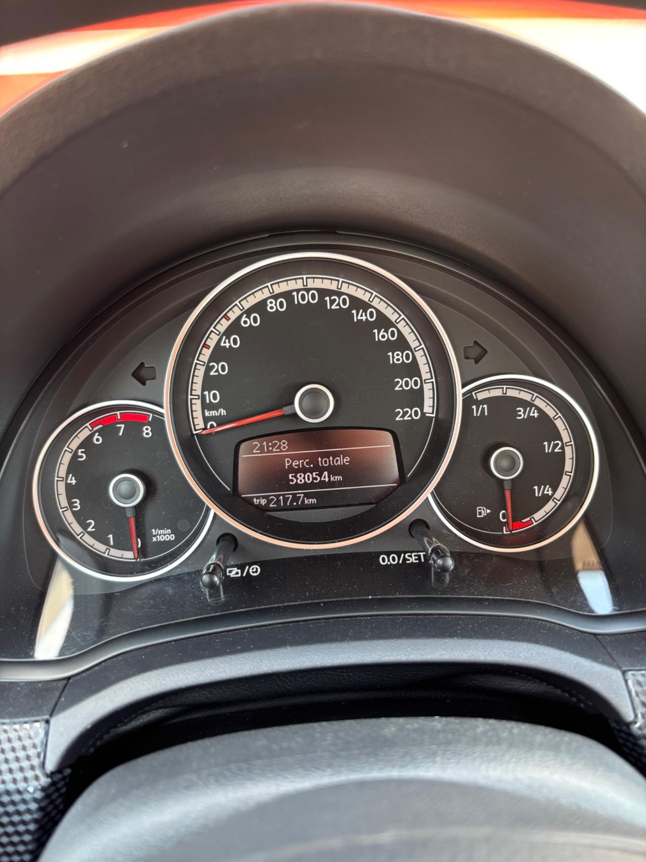 Volkswagen up! 1.0 75 CV 5p. high