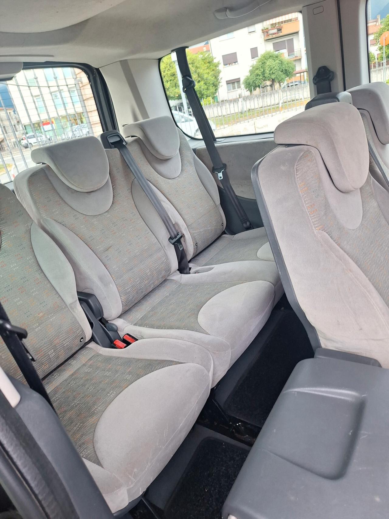 Peugeot Expert 2.0 HDi 120CV PC-TN 10Q Furgone Vetrato Affaire