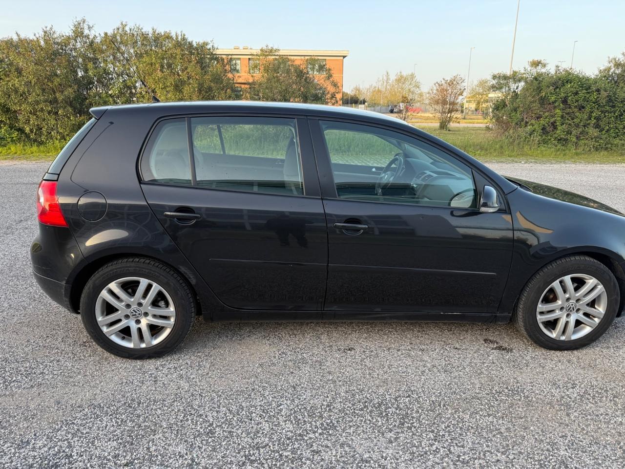 Volkswagen Golf 1.6 16V FSI 5p. Comfortline OK NEO PATENTATI