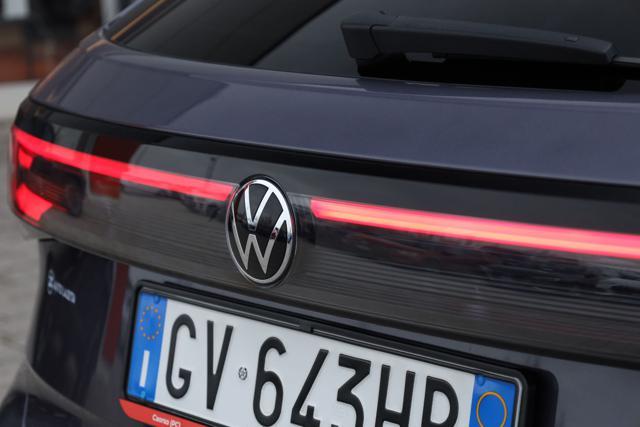 VOLKSWAGEN Taigo 1.0 TSI 115 CV TETTO DSG R-Line Prezzo Netto