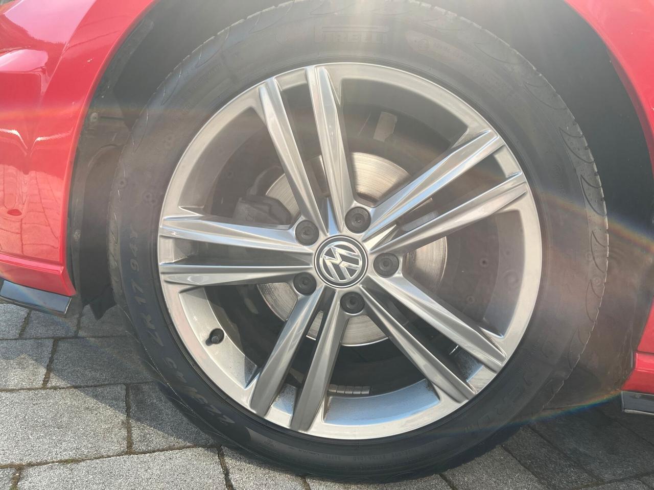 Volkswagen Golf 1.0 TSI 85 CV 5p. Trendline R-Line BlueMotion Technology