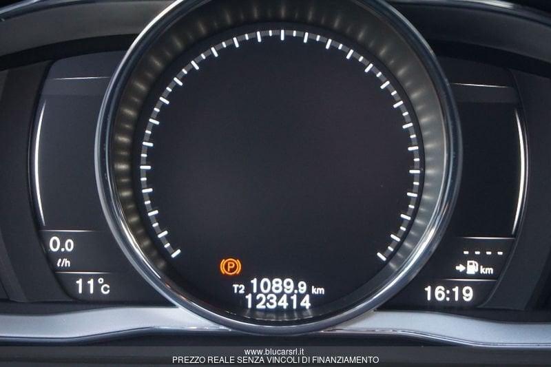 Volvo V60 V60 D2 R-design