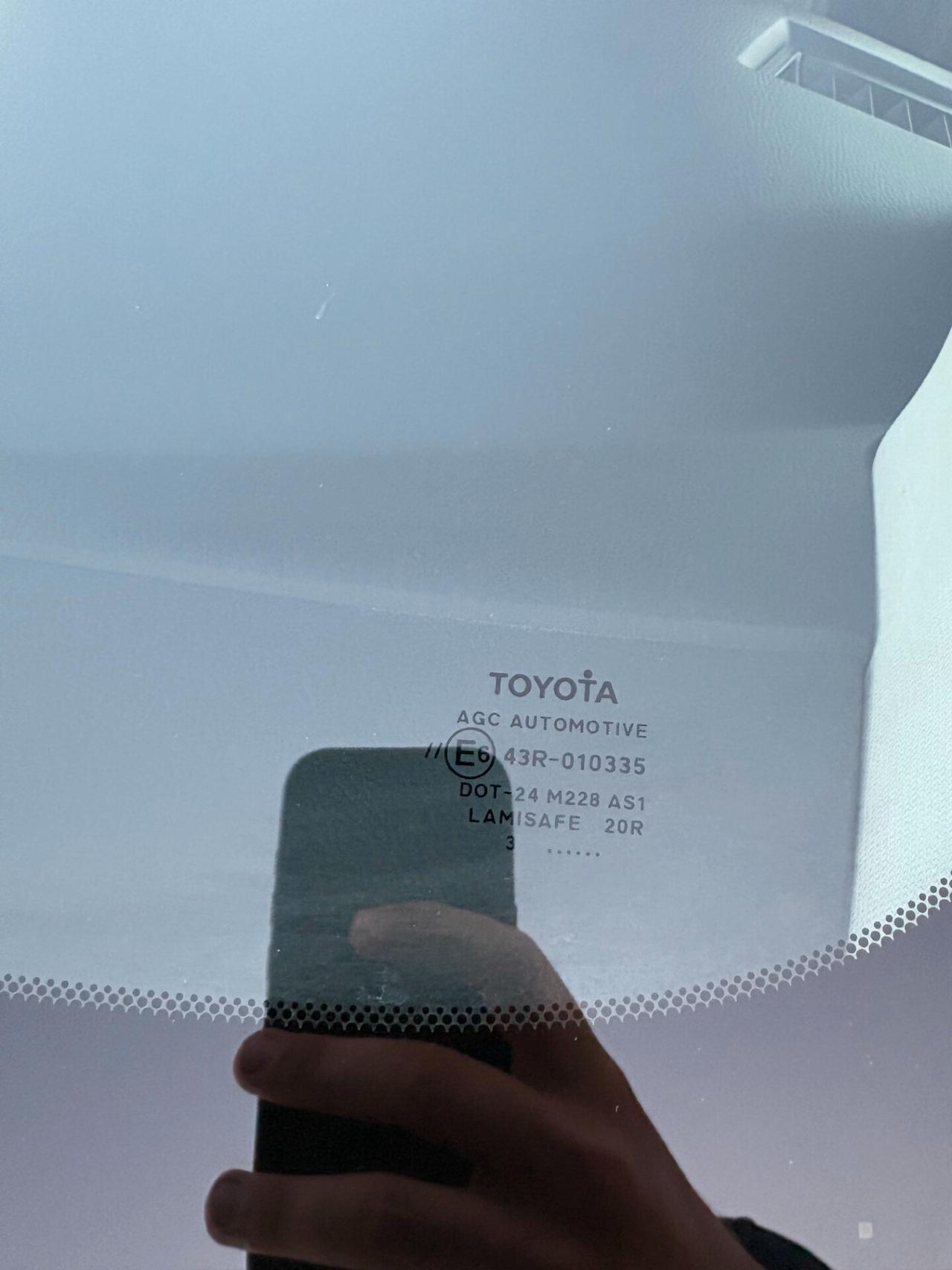 Toyota Auris 1.8 Hybrid batterie garantite