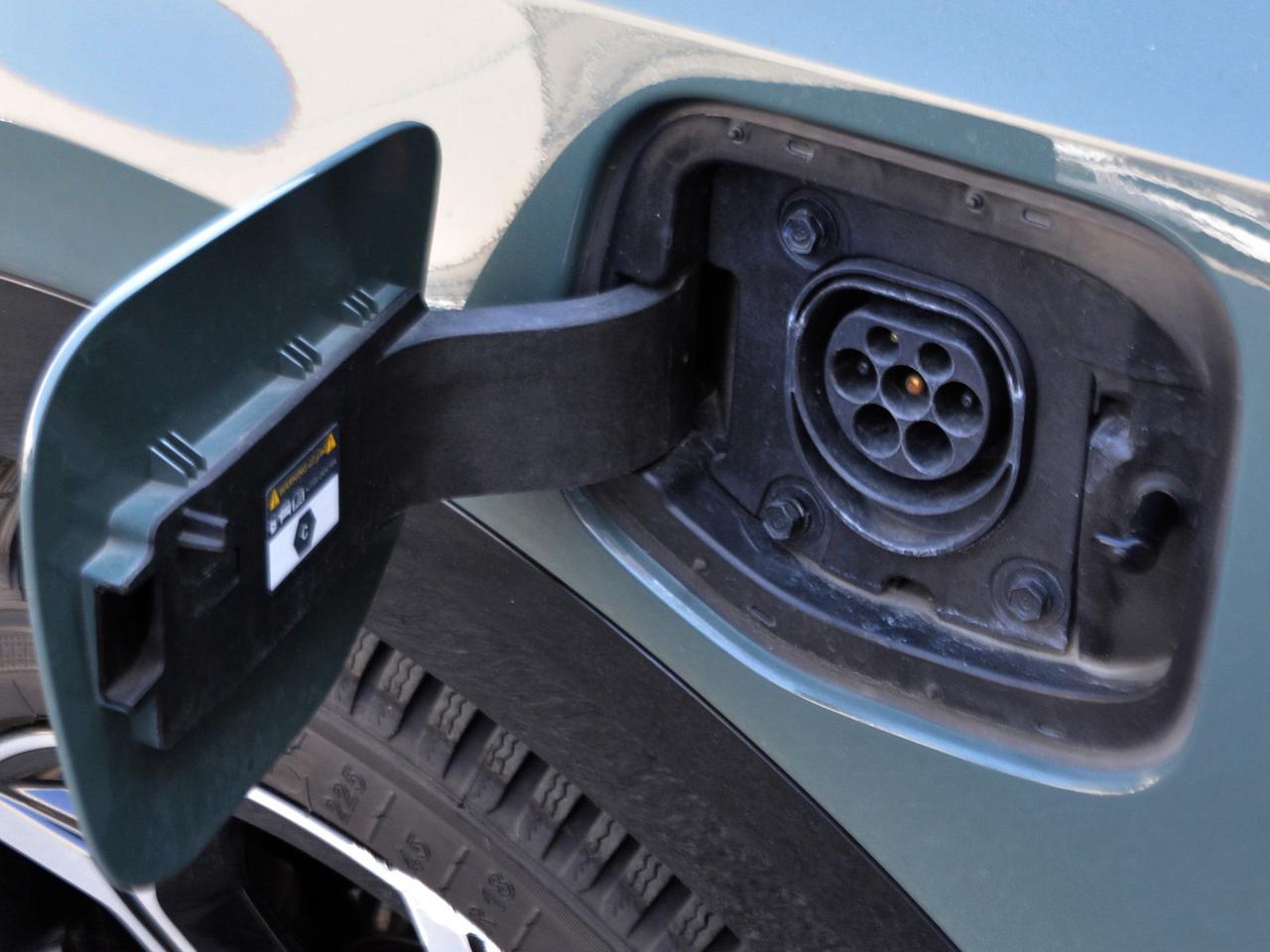 Kia Niro 1.6 gdi plug-in hybrid style dct6