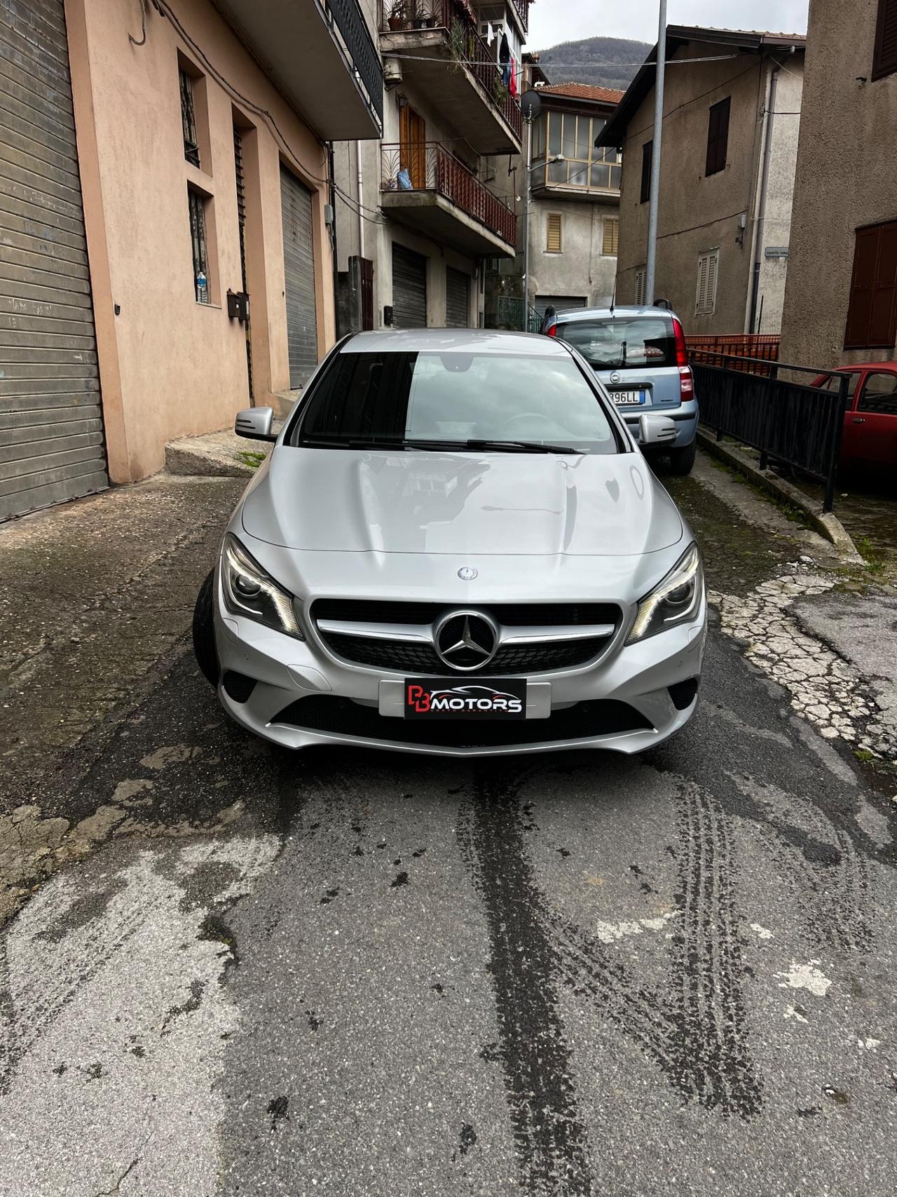 Mercedes-benz CLA 200 sport versione coupé