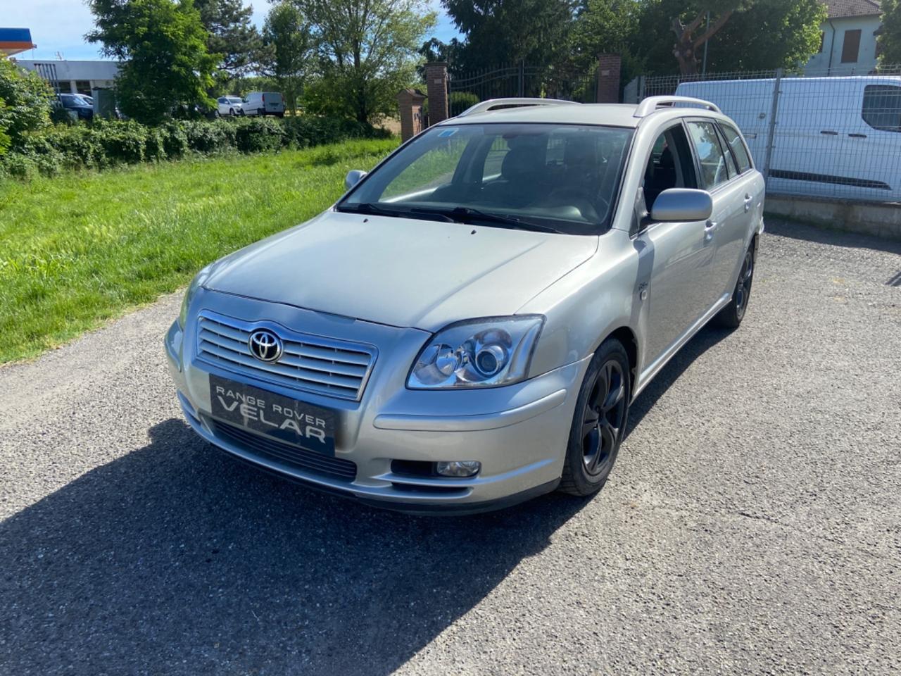 Toyota Avensis 2.0 D-4D 16V Station Wagon