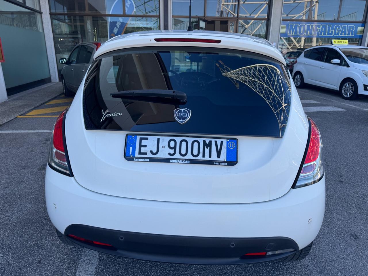 Lancia Ypsilon 1.2 69 CV Platinum 2011
