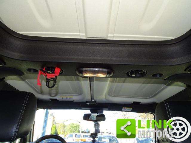 JEEP Wrangler 2.8 CRD DPF Sahara 4x4 automatic