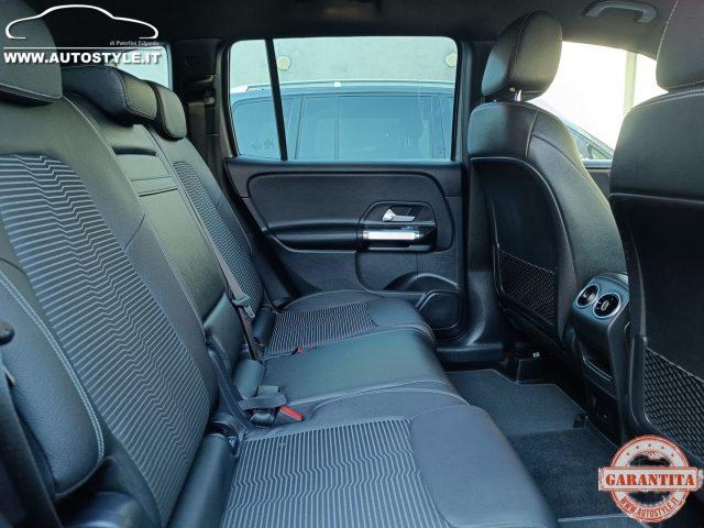 MERCEDES-BENZ GLB 200 d Automatic Sport