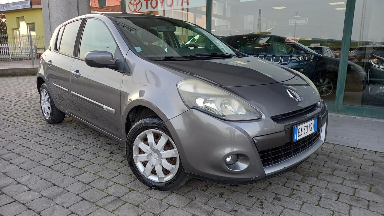 Renault Clio 1.2 16V 5 porte Dynamique