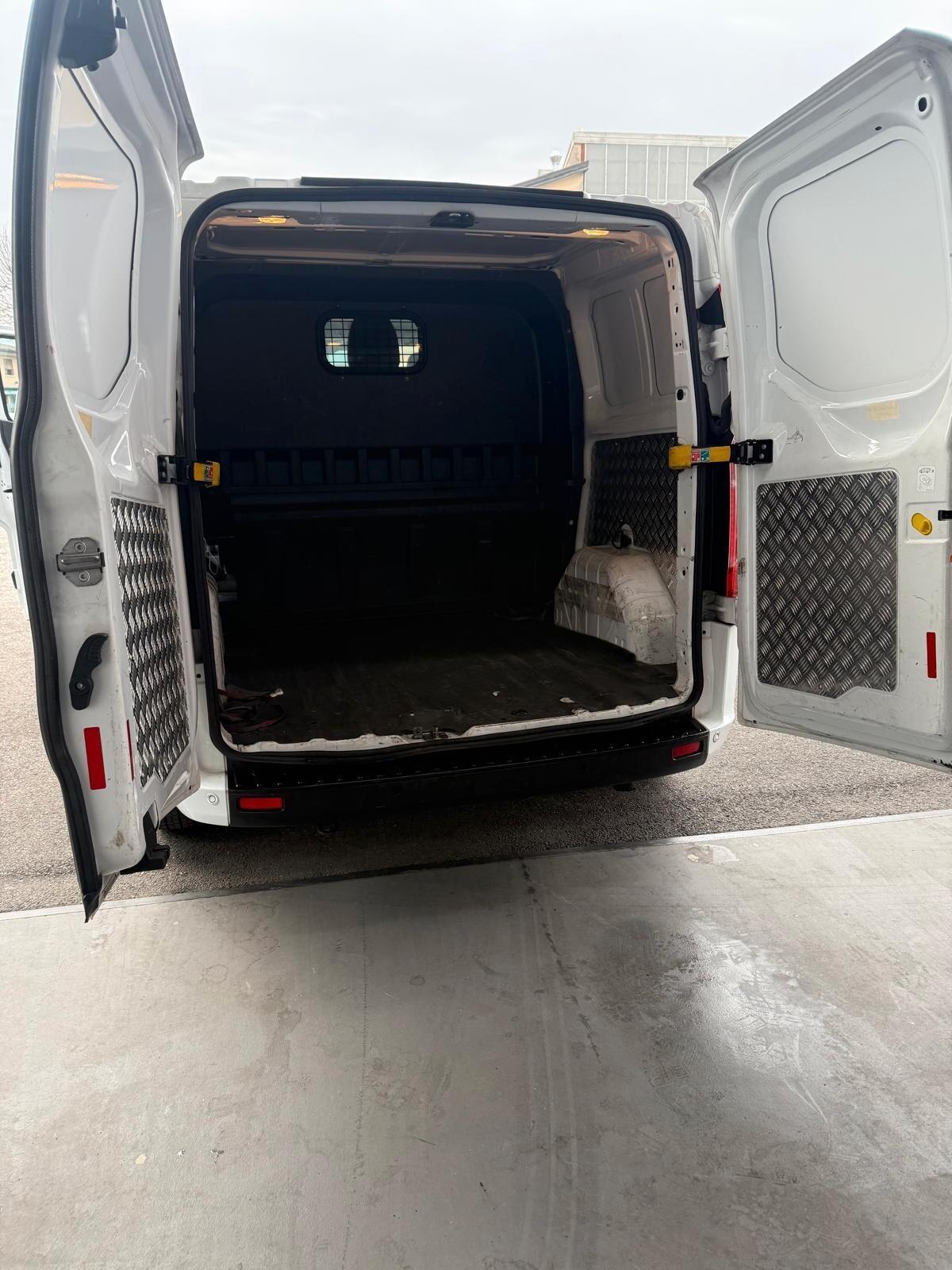 Ford Transit Custom 2.0 TDCi 280 L1 Trend 5 POSTI DOPPIA CABINA 5 POSTI