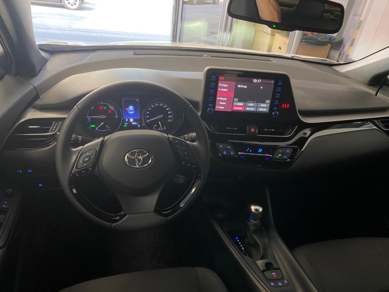 Toyota C-HR 1.8 Hybrid E-CVT Lounge