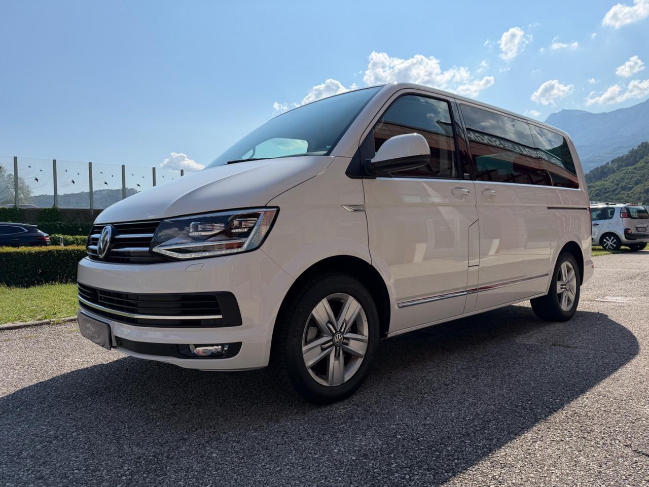 Volkswagen Multivan Highline FULL 4x4 4motion