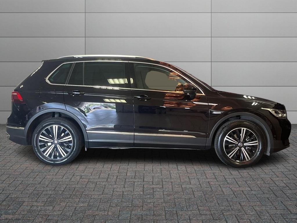 Volkswagen Tiguan 1.5 tsi act Elegance 150cv dsg