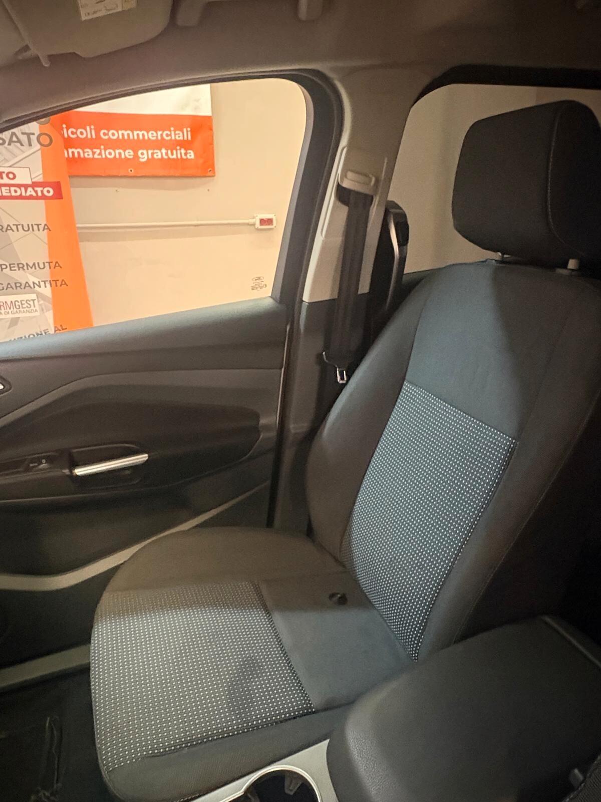 Ford C-Max 1.6 TDCi 115CV Titanium