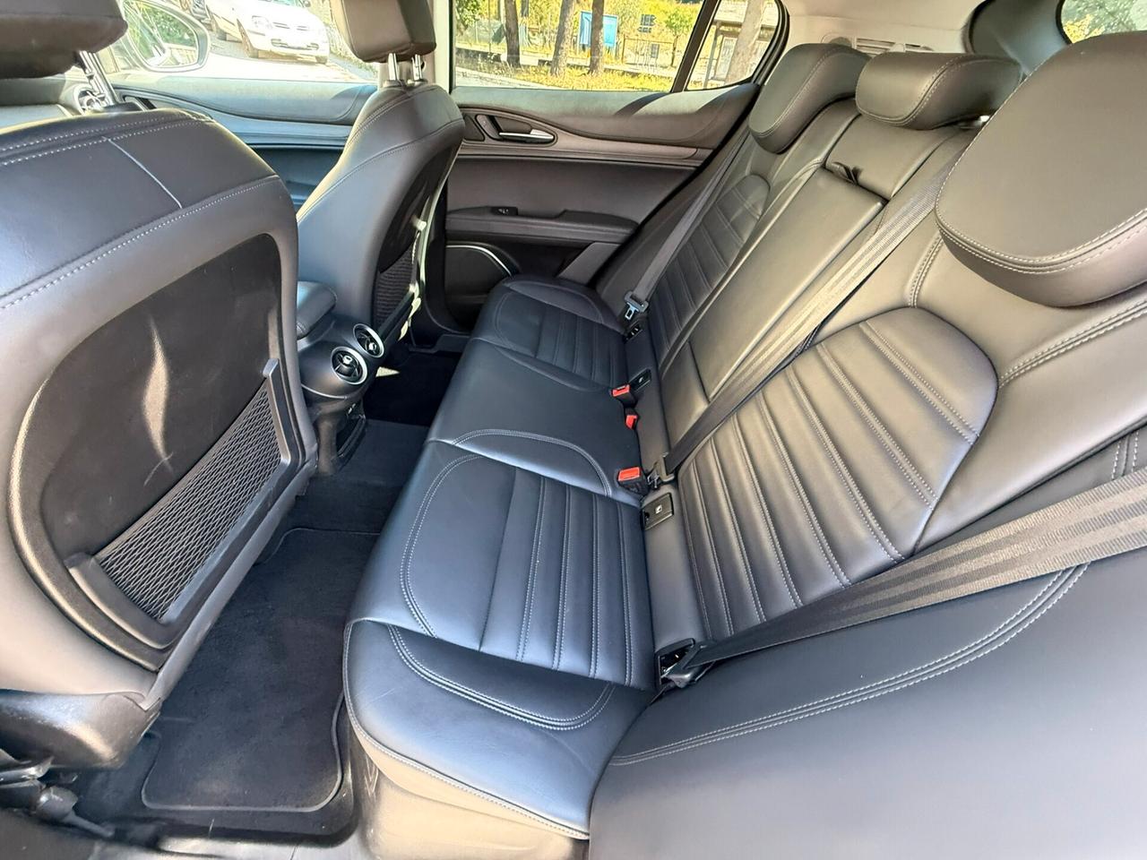 Alfa Romeo Stelvio 210 CV AT8 Q4 Veloce First Edition