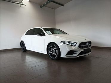 MERCEDES-BENZ A 200 Premium