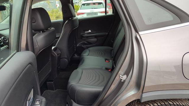 MERCEDES-BENZ GLA 180 d Automatic Sport "NAVI"LED"CAMERA"PELLE"