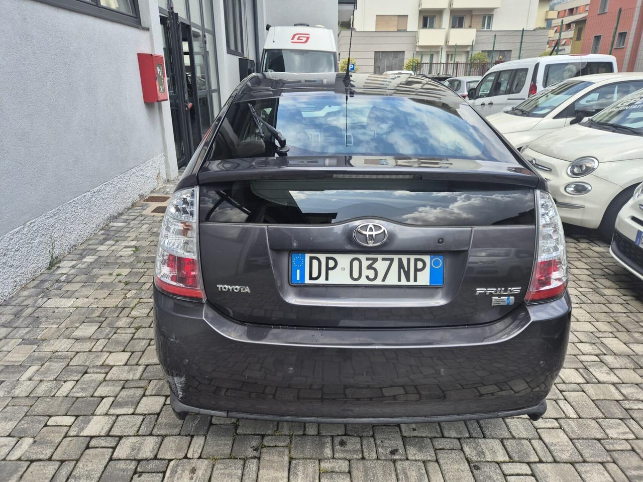 Toyota Prius 1.5i 16V IBRIDA AUTOMATICA 89000KM!!!