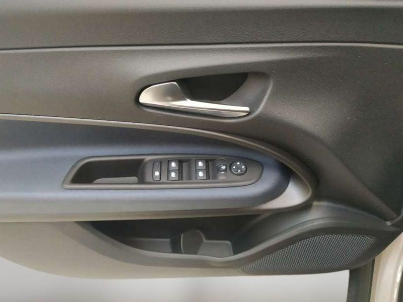 Alfa Romeo Junior 1.2 ibrida 145cv edct6