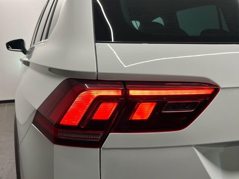 Volkswagen Tiguan Nuova R-Line 2.0 TDI SCR 110 kW (150 CV) DSG