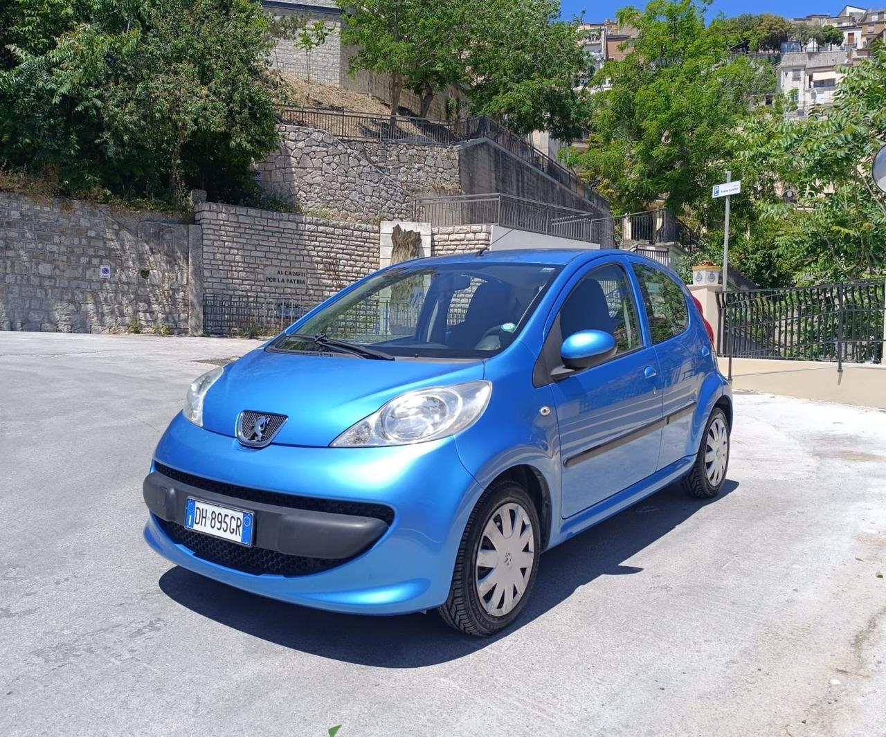 Peugeot 107 1.0 68CV 5p. Plaisir