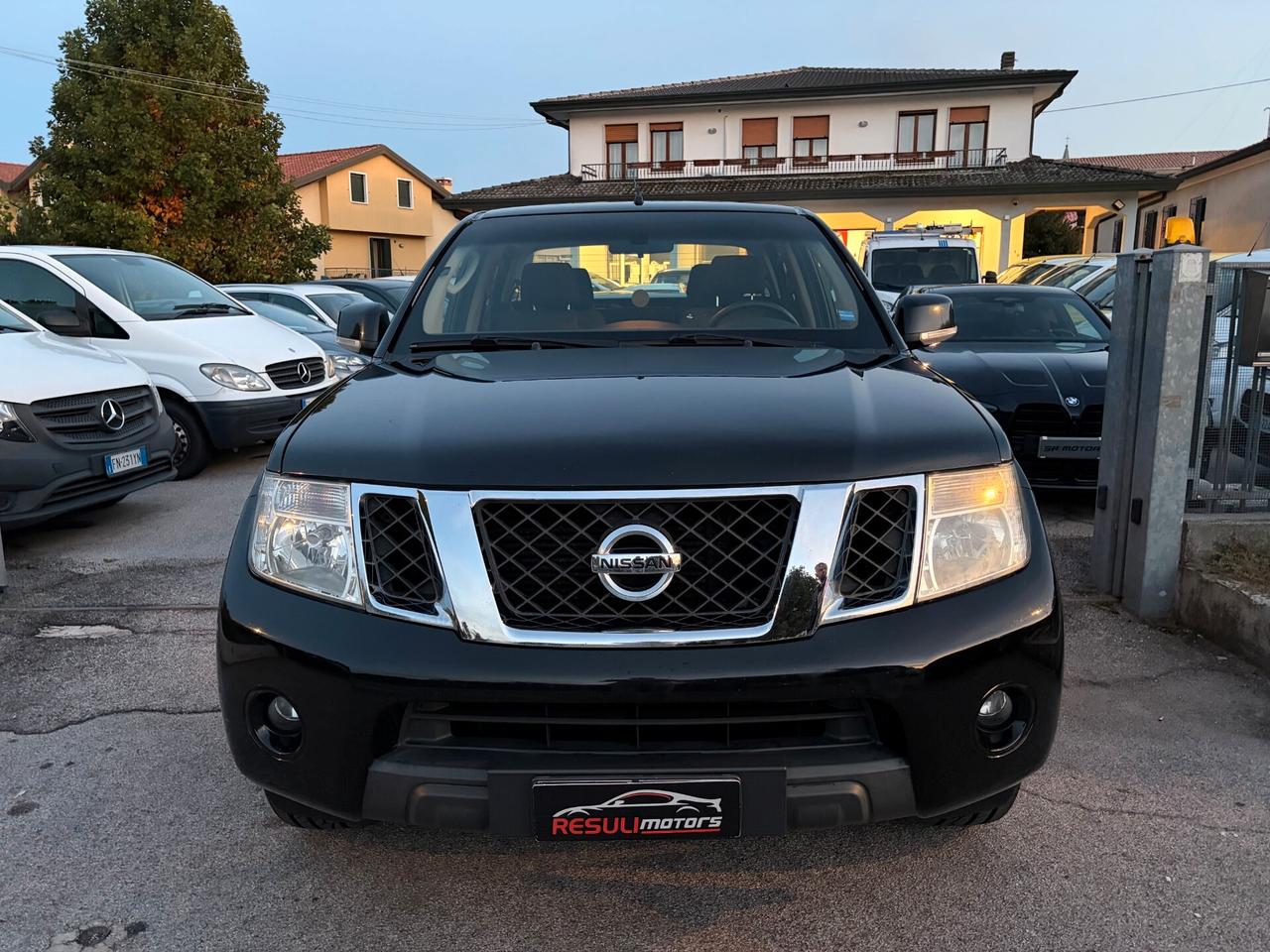 Nissan Navara 2.5 dCi 190CV 4 porte Double Cab XE