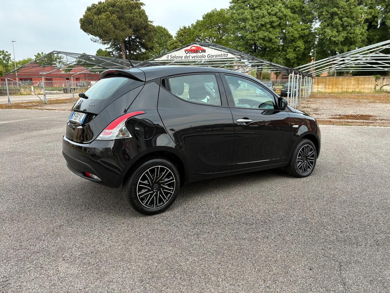 Lancia Ypsilon 1.0 FireFly 5 porte S&S Hybrid Gold