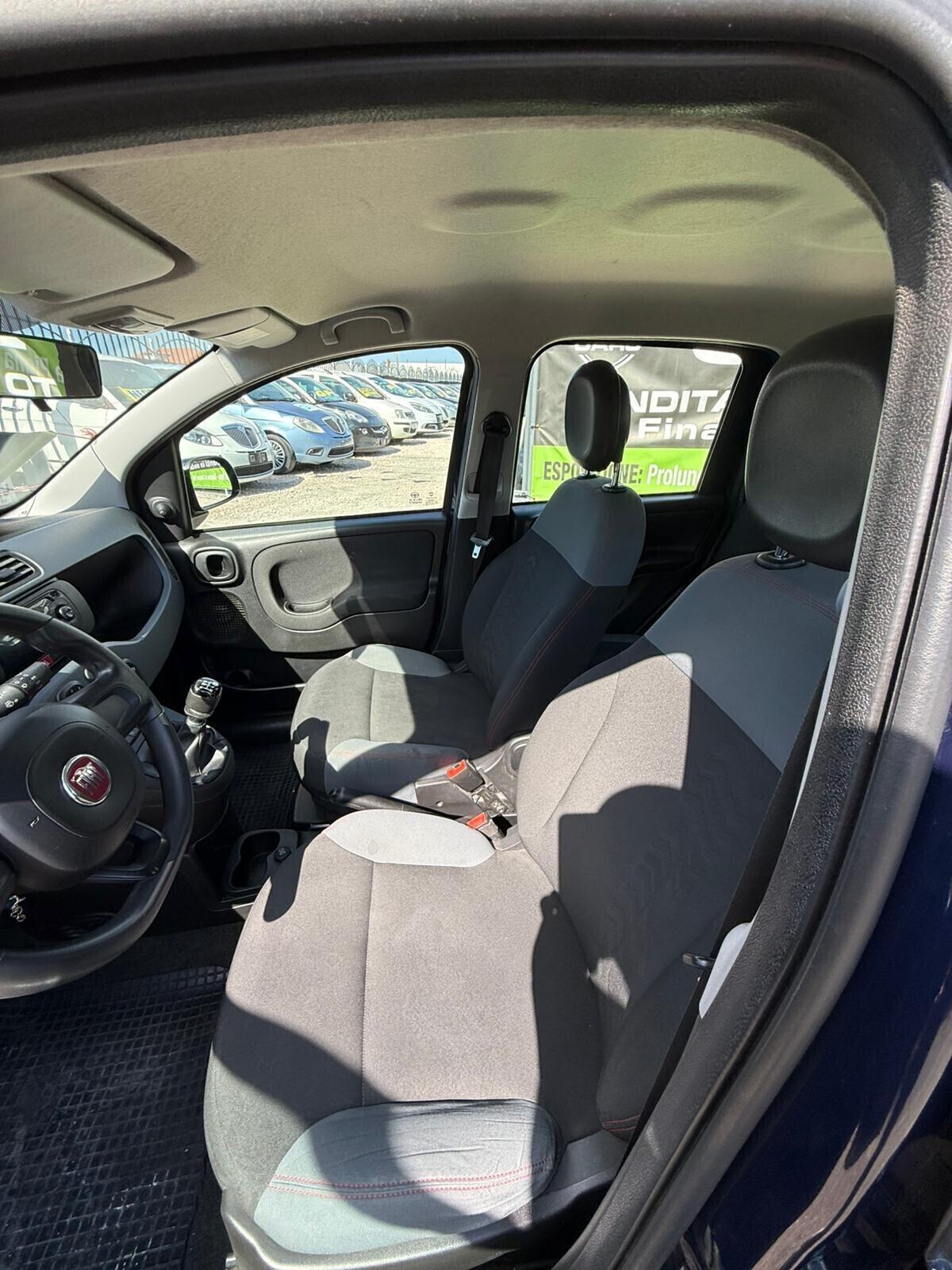 Fiat Panda 1.2 Connected by Wind