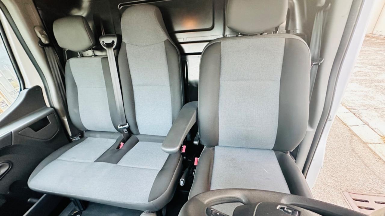 Renault master. Furgone. Euro6